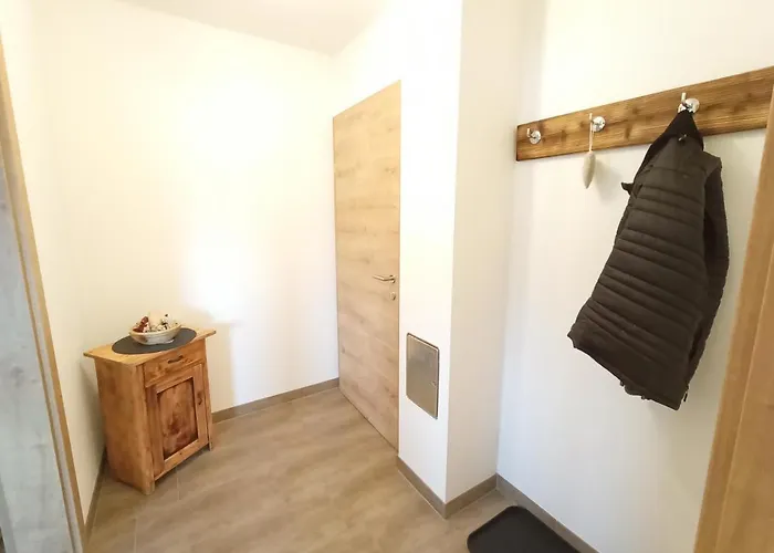 Leo * ستمربرغ